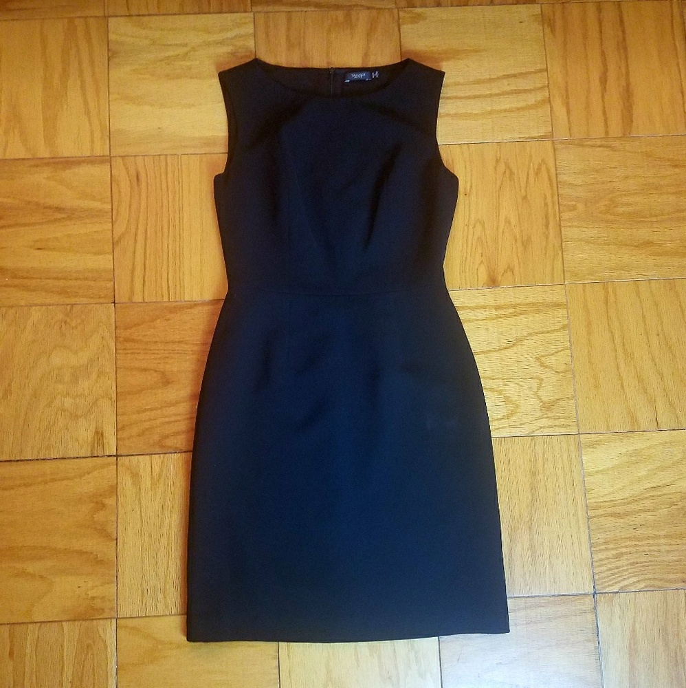 Black TAHARI (Petite) dress